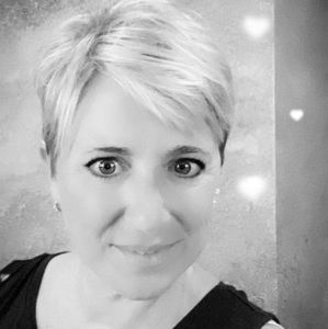 Meet your Posher, Leslie